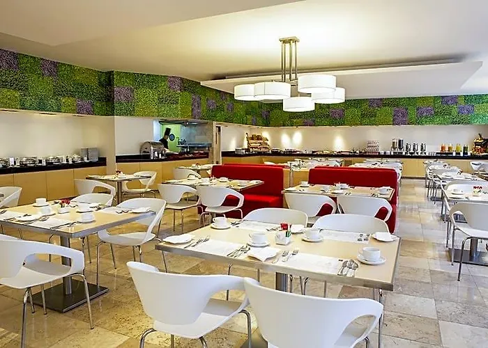 Hotel Fiesta Centro Historico 4*